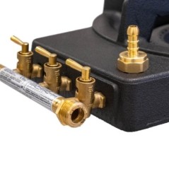 Gaskocher aus Gusseisen 4 Füße 2 Brenner 9800W Schlauch