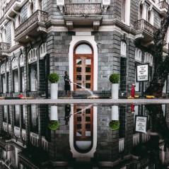 Kegelvormige Bloempot Lichtgrijs Ø30cm H52cm Gerecycled Polypropyleen