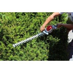 Taille-haie électrique 600W Lame double action 62,5 cm