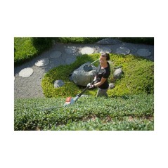 Teleskop-Heckenschere 40V Stahlklingen 48cm Fiberglasstiel IKRA