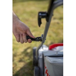 Escarificador Eléctrico IKRA 1800W - Mantenimiento Eficaz del Césped