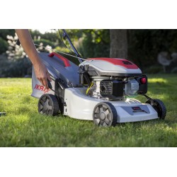 Benzin-Rasenmäher IKRA 145cm³ - Effiziente Gartenarbeit 1000m²