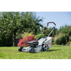 Tondeuse à gazon sans fil IKRA 40V puissante et efficace