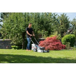 Tagliaerba a batteria IKRA 40V potente ed efficace