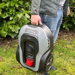 Lamborghini Lawn Mower 500m² - Autonomous and Silent