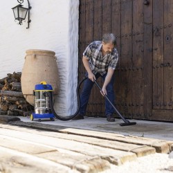 Wet and Dry Vacuum Cleaner 1600W Stainless Steel Tank 30L HEPA Filter