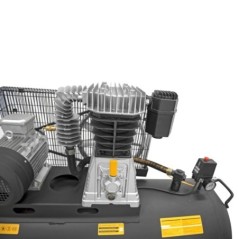 Riemenantrieb-Luftkompressor 300L Dreiphasig 10 Bar 4000W