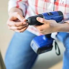 Furadeira Parafusadeira Brushless 20V 27Nm 21 Posições GOODYEAR