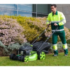 Tondeuse à gazon thermique 6