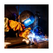 Attrezzi e protezione del saldatore